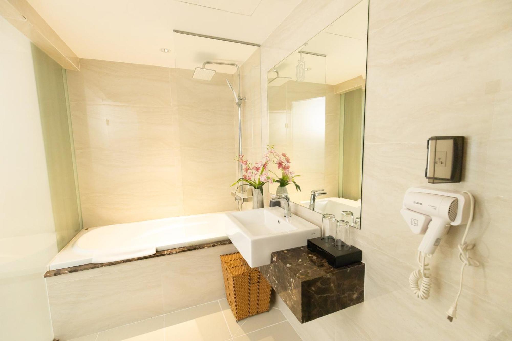 Nicecy Suite Hotel & Spa TP. Hồ Chí Minh Ngoại thất bức ảnh